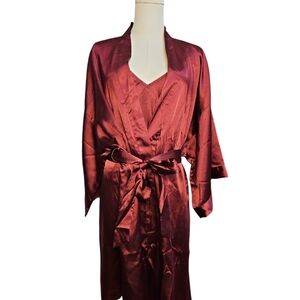 NWT Youmita burgundy robe and chemise lingerie set Size 1X